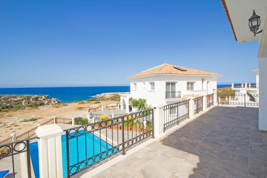 Small rise in Cyprus property sales